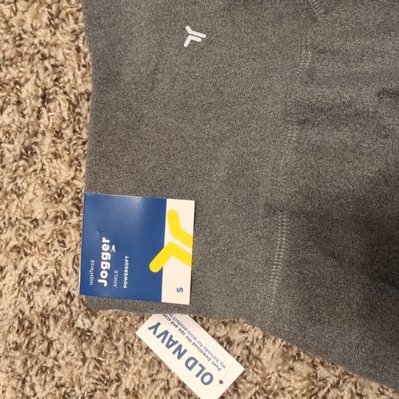 Old Navy powersoft women's gray high rise go dry joggers ankle length - Picture 12 of 12